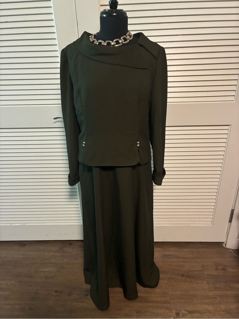 Vintage Olive Green Long A-Line Skirt - Women's Classic Skirt